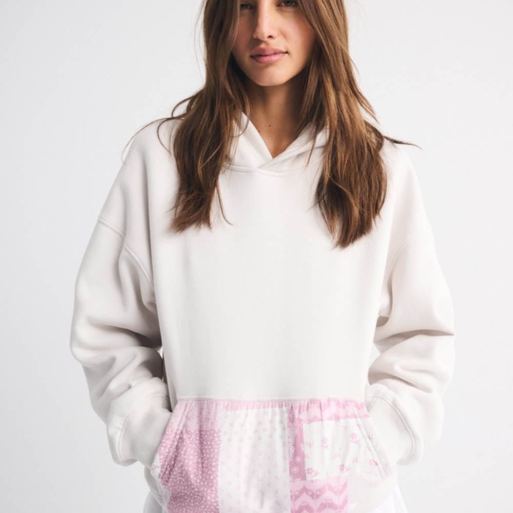 Abercrombie Women’s Sweatshirt